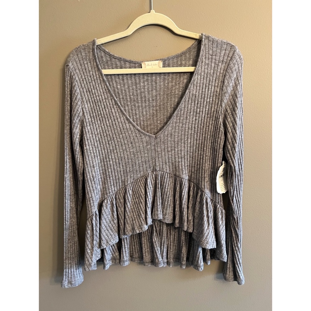 Altar’d state long sleeve crop top